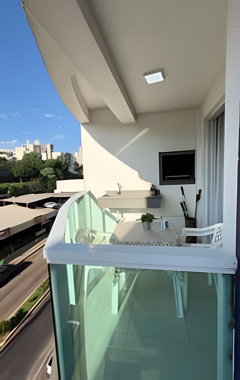 Apto Alamanda|2Q.Climatizado,Sacada Churrasqueira