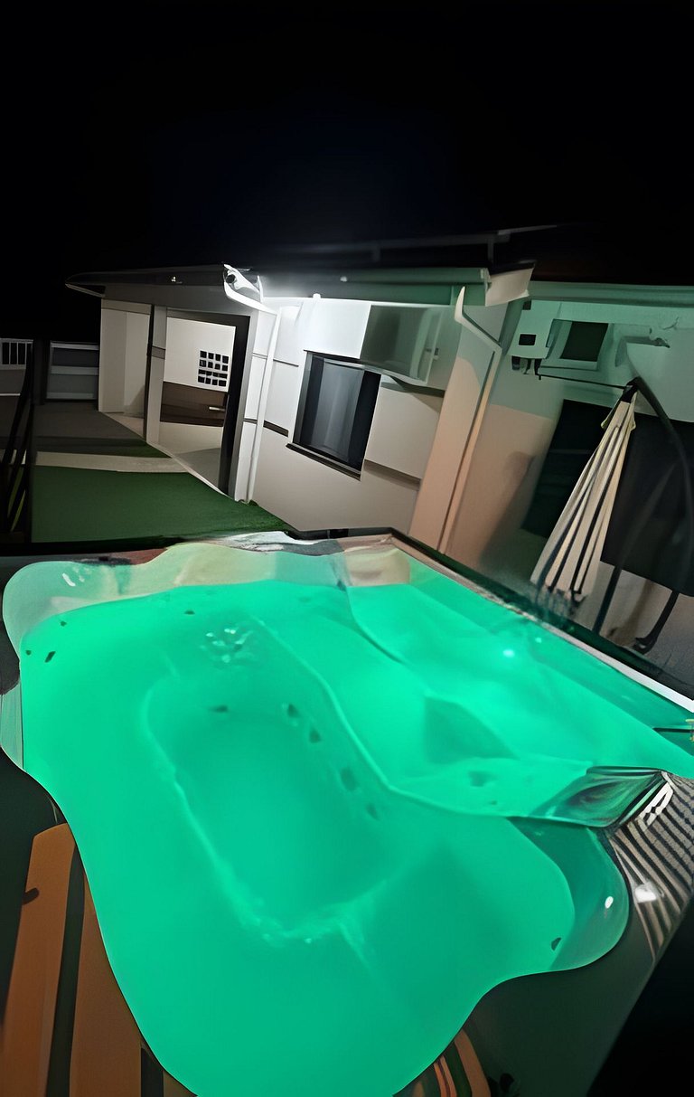Casa c Jacuzzi|Climatizada,Espaçosa,Churrasqueira