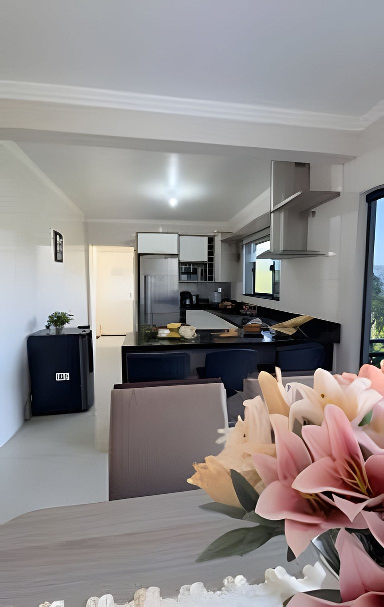 Casa c Jacuzzi|Climatizada,Espaçosa,Churrasqueira