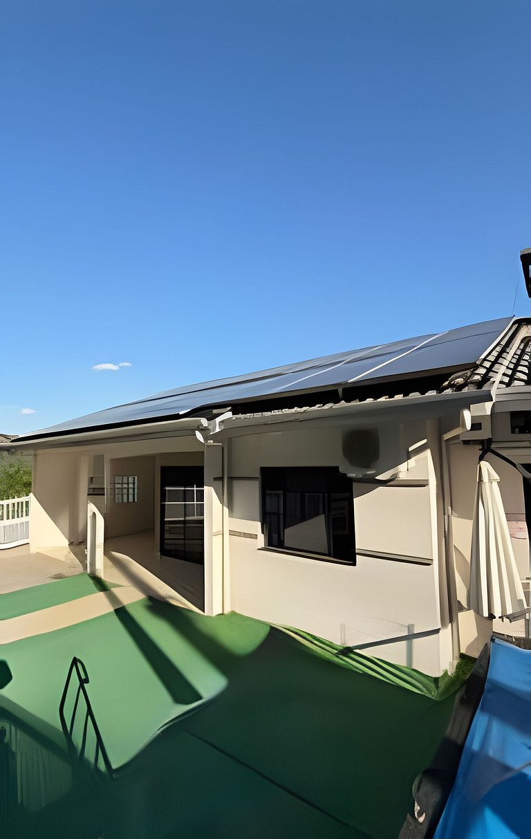 Casa c Jacuzzi|Climatizada,Espaçosa,Churrasqueira