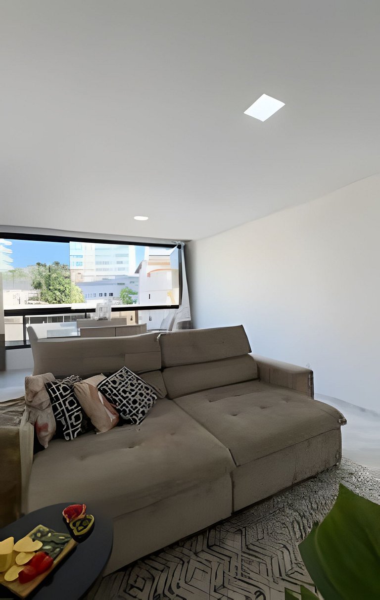 Apto Girassol|2Q, Churrasqueira, Frente Avenida