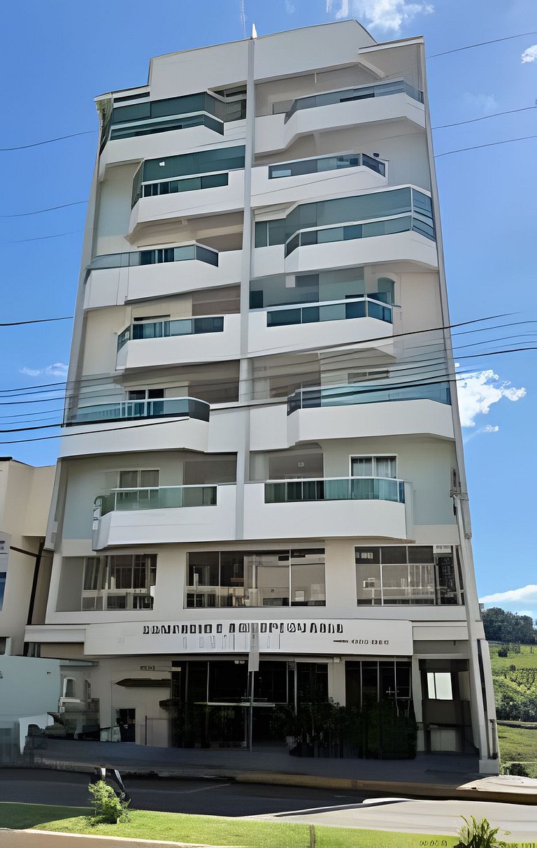 Apto Antúrios|Churrasqueira,Garagem,Frente Avenida