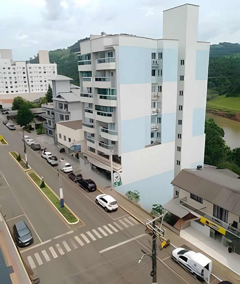 Apto Antúrios|Churrasqueira,Garagem,Frente Avenida