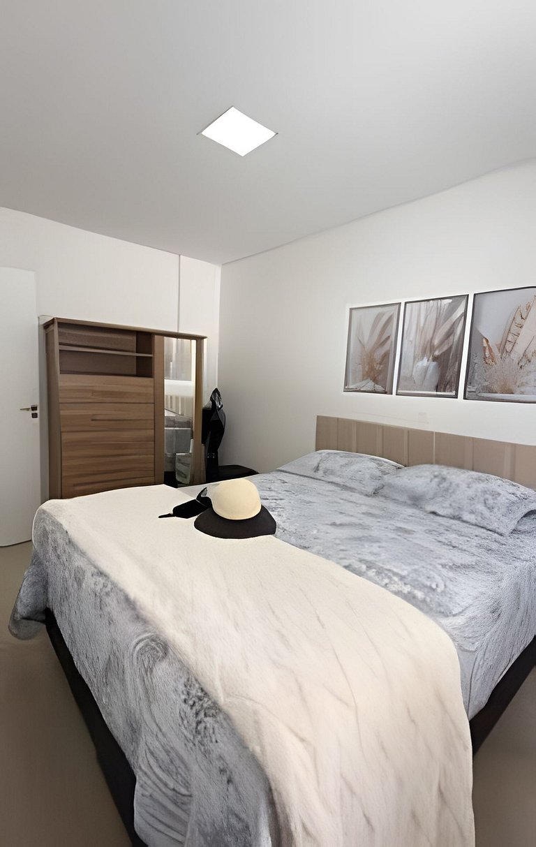 Apto Três Marias|2Q,Climatizado,Churrasqueira