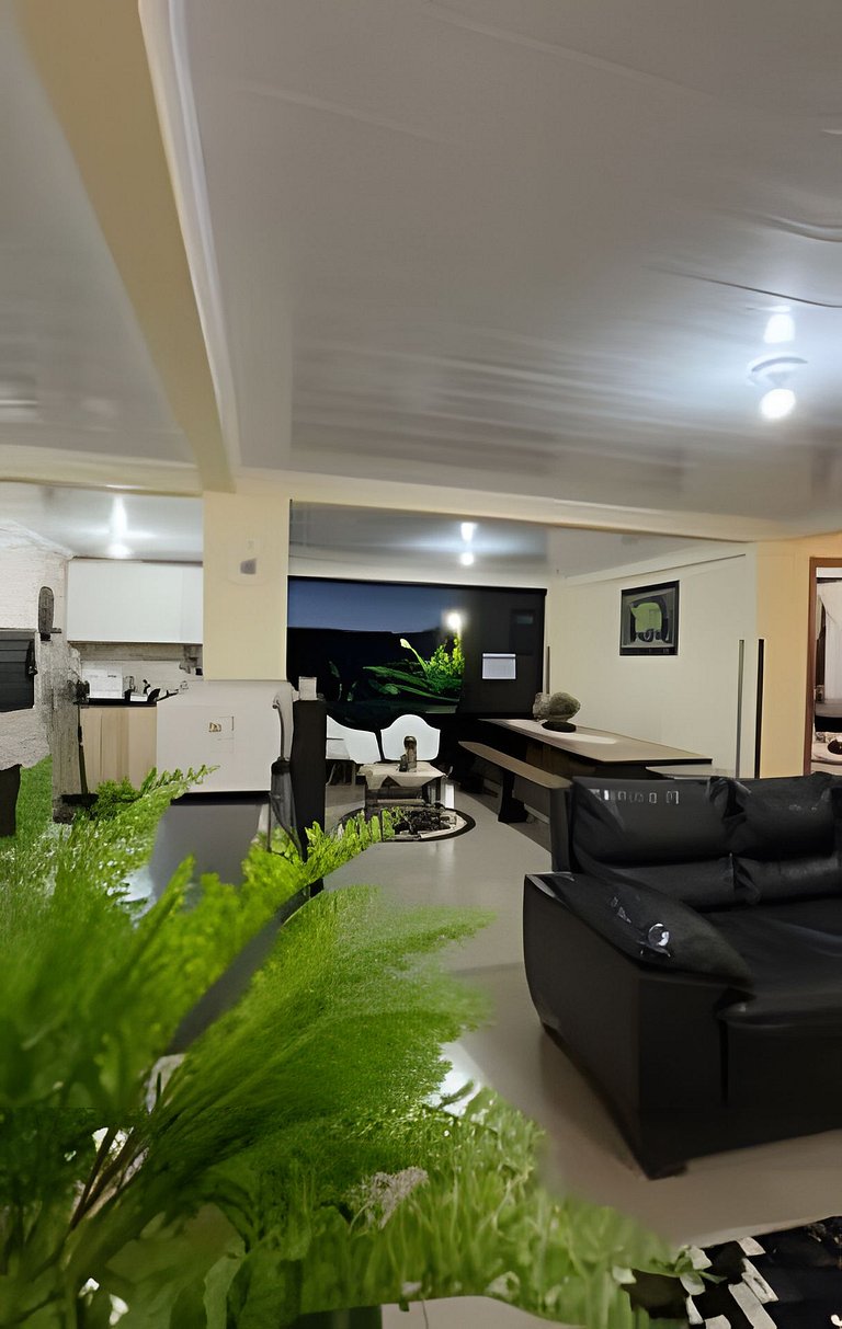 Casa com piscina, 4 Qts com ar-condicionado, pula-pula e est