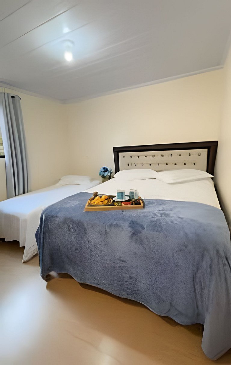 Casa com piscina, 4 Qts com ar-condicionado, pula-pula e est