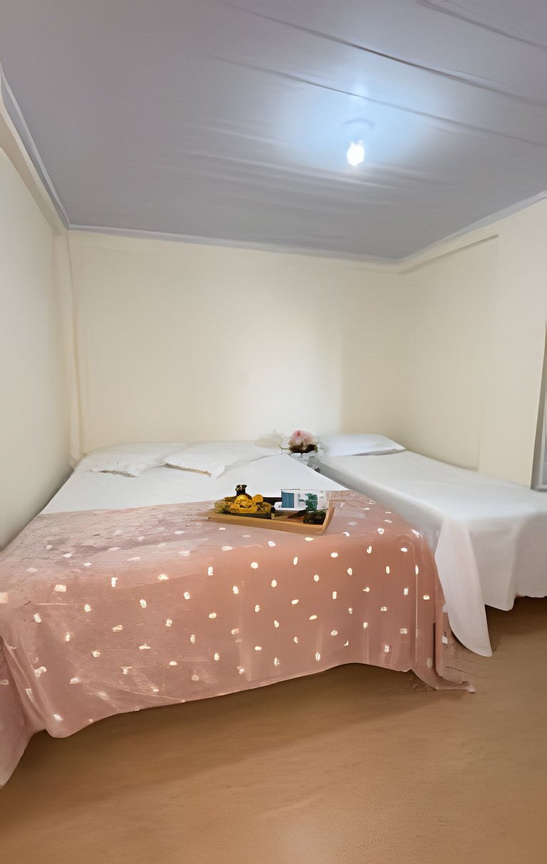 Casa com piscina, 4 Qts com ar-condicionado, pula-pula e est