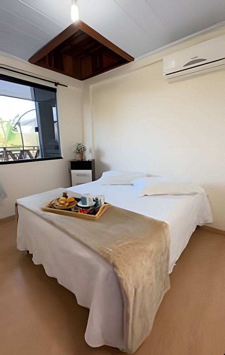 Casa com piscina, 4 Qts com ar-condicionado, pula-pula e est