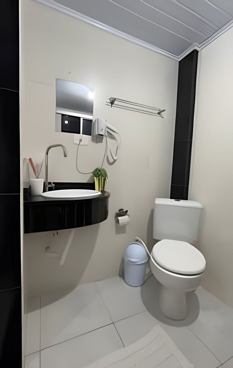 Casa com piscina, 4 Qts com ar-condicionado, pula-pula e est