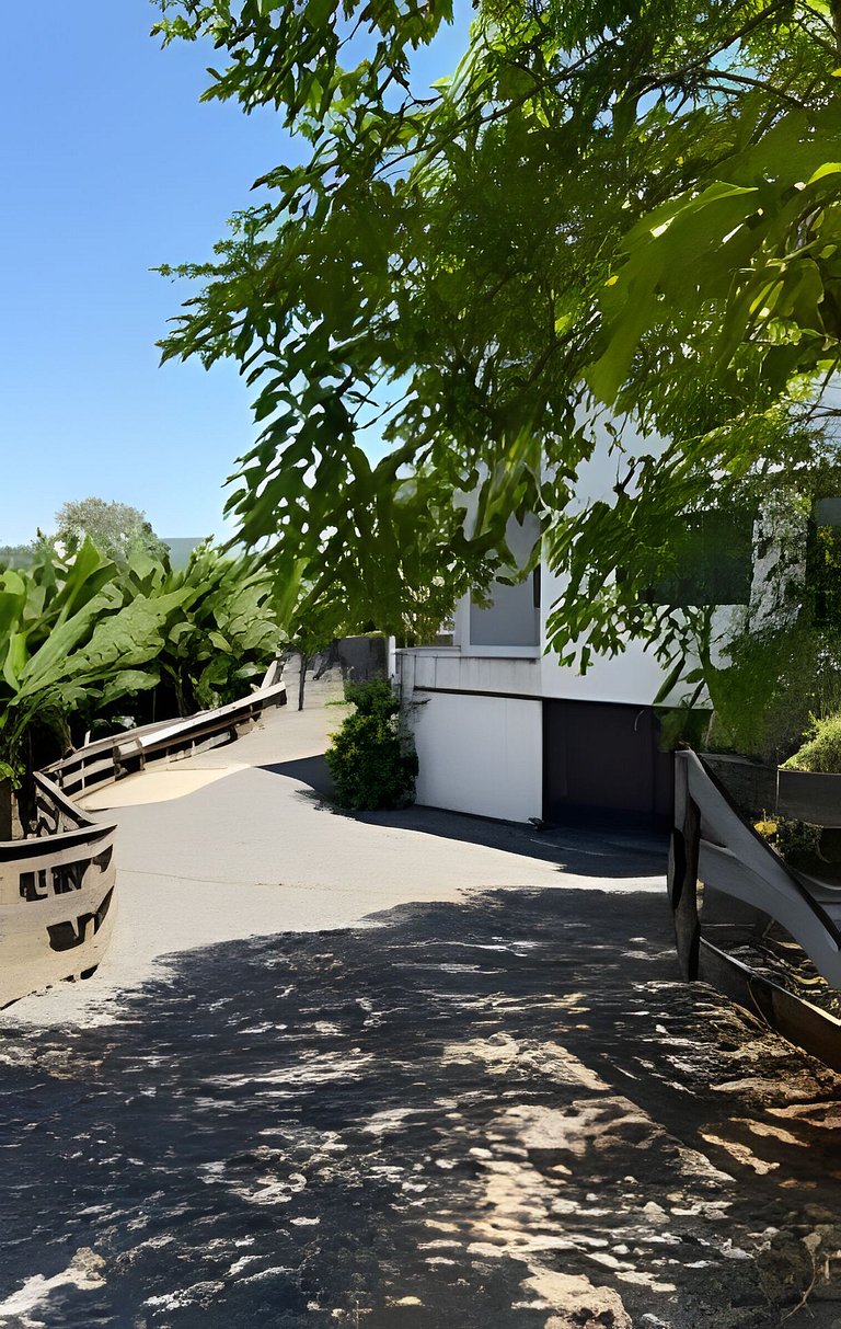 Casa com piscina, 4 Qts com ar-condicionado, pula-pula e est