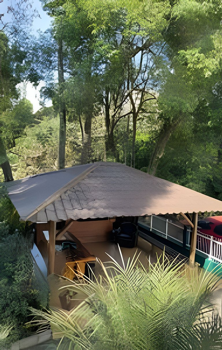 Casa das Bromélias|Com quiosque em meio à natureza