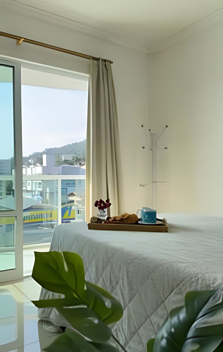 Apto Lírio Paz|3Q.c/Sacada,Churrasqueira,Frente Av