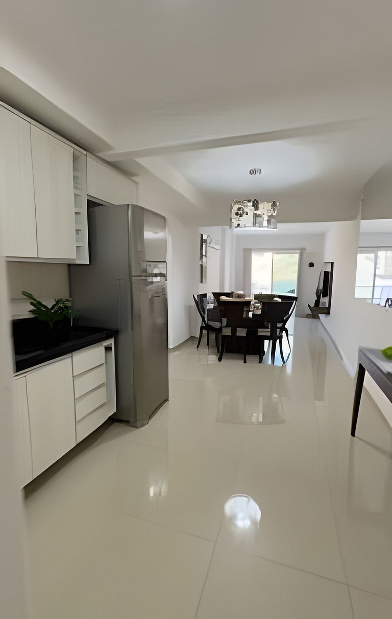 Apto Lírio Paz|3Q.c/Sacada,Churrasqueira,Frente Av