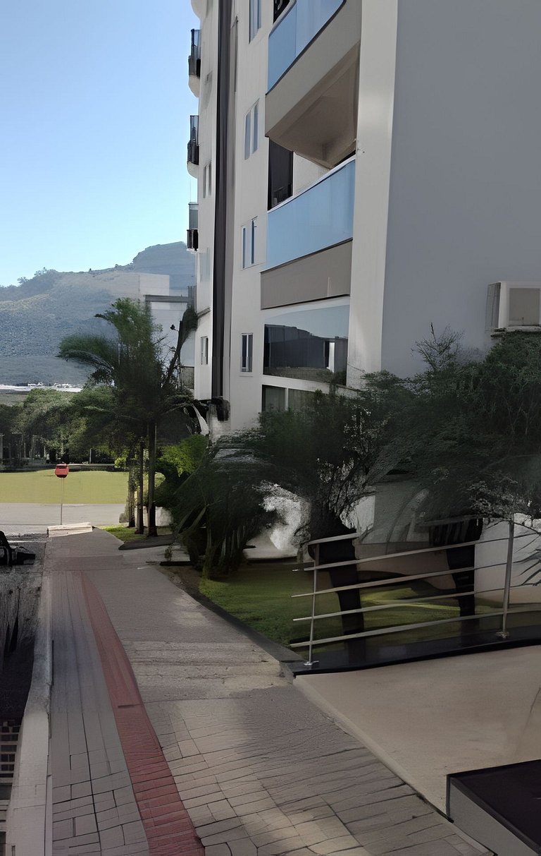 Apto Lírio Vale|3Q,Sacada c/Churrasqueira,lado Termas