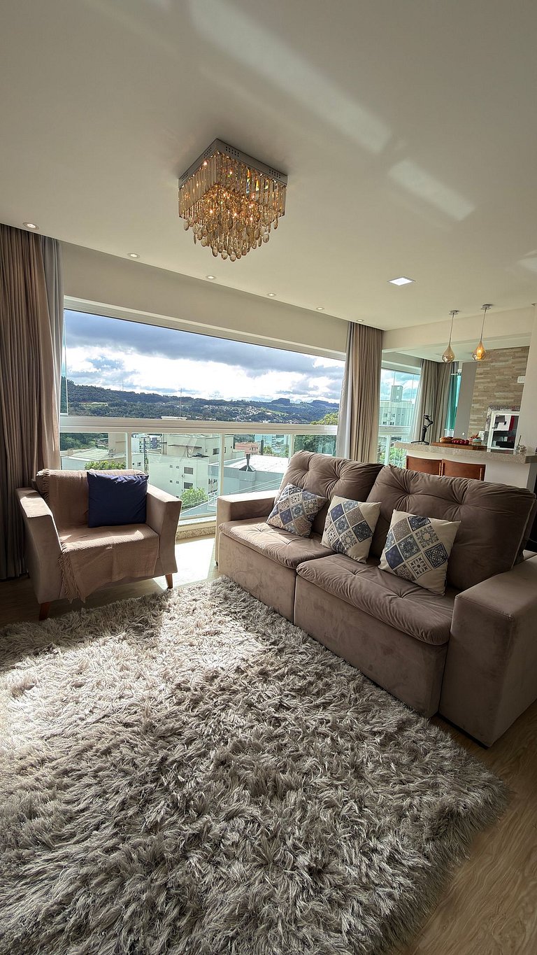 Apto Hortênsias| 3Q,Banheira Hidro, ao lado Termas