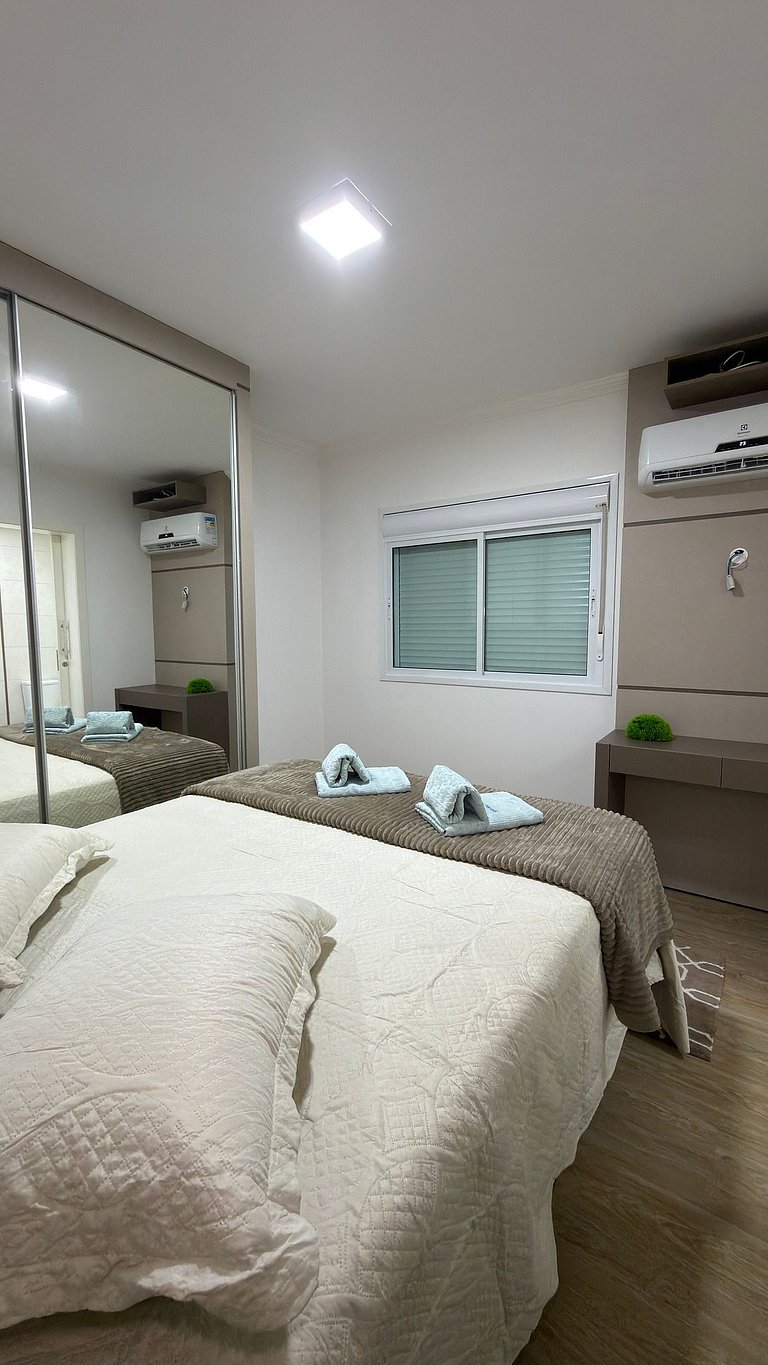 Apto Hortênsias| 3Q,Banheira Hidro, ao lado Termas