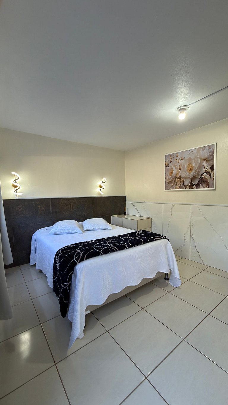 Casa com piscina, 4 Qts com ar-condicionado, pula-pula e est