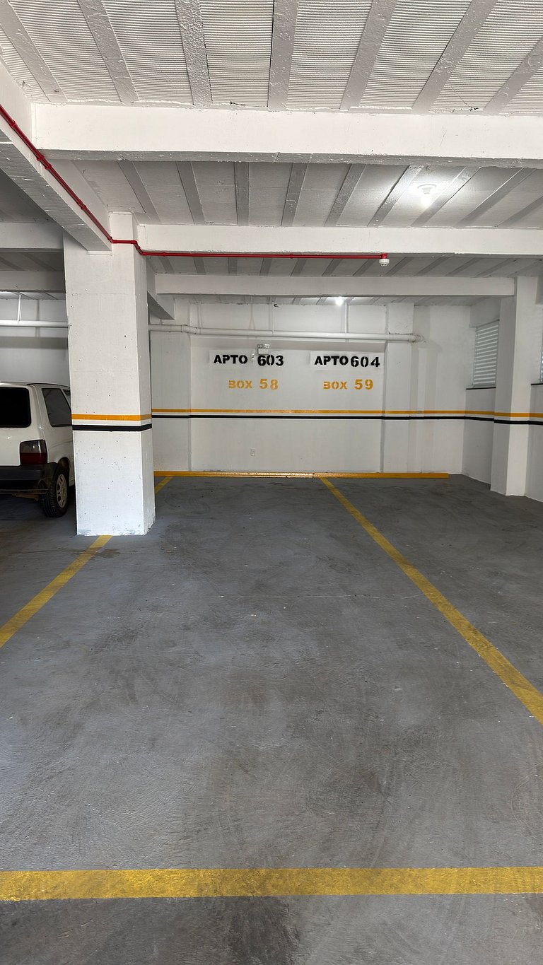 Apto Petúnias|Climatizado,2 Garagens,Churrasqueira