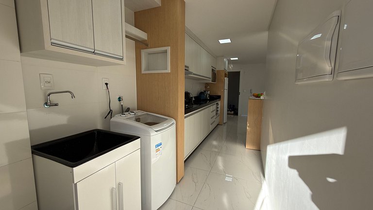 Apto Petúnias|Climatizado,2 Garagens,Churrasqueira