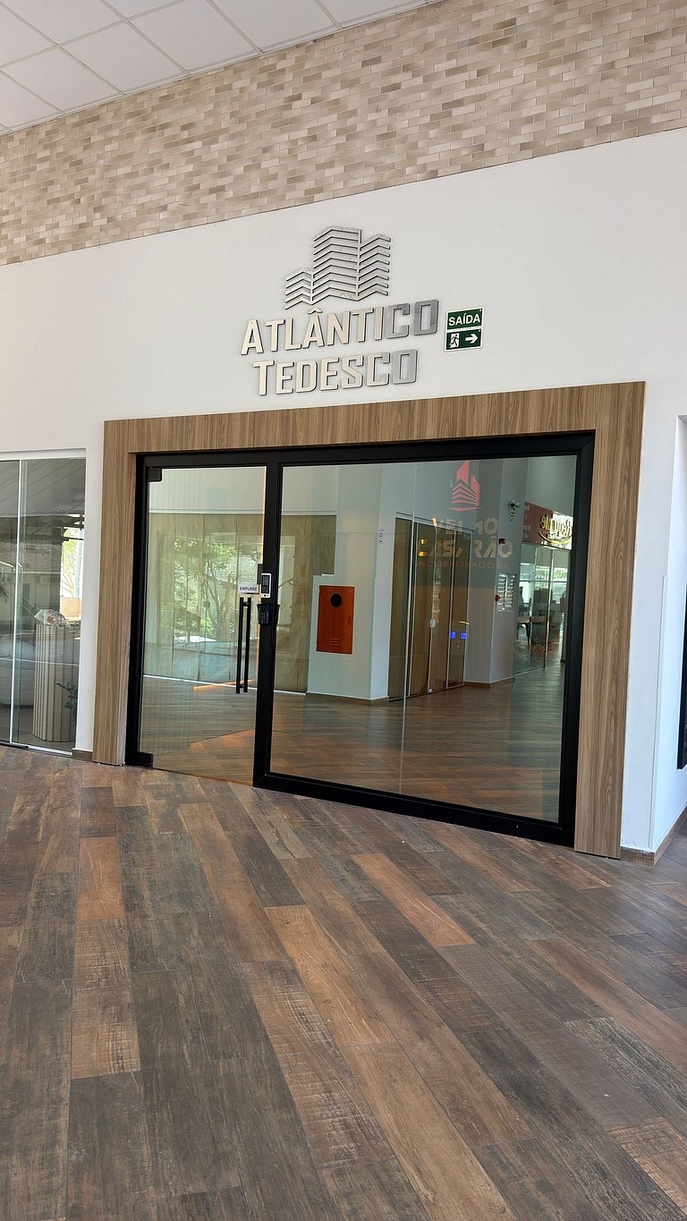 Apto Estrelícia|Climatizado,Churrasqueira,Avenida